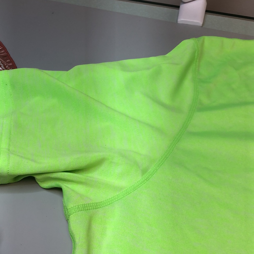 Men’s neon, yellow/green fitted T-shirt - Picture 4 of 7